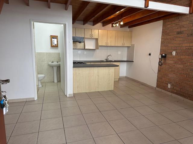 To Let 1 Bedroom Property for Rent in Bluewater Bay Eastern Cape